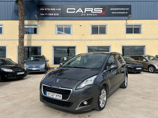 PEUGEOT 5008 STYLE 1.6 HDI AUTO SPANISH LHD IN SPAIN 118000 MILES 7 SEATS 2014